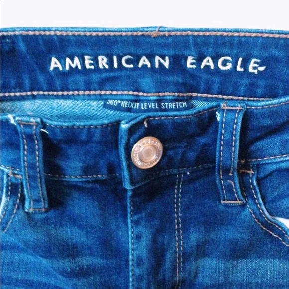 Dark wash skinny ripped American Eagle jeans! :) - Picture 3 of 3